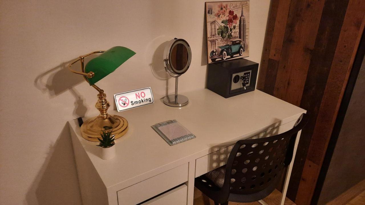 Apartman Twins Self Check In & Self Check Out Otočac Esterno foto